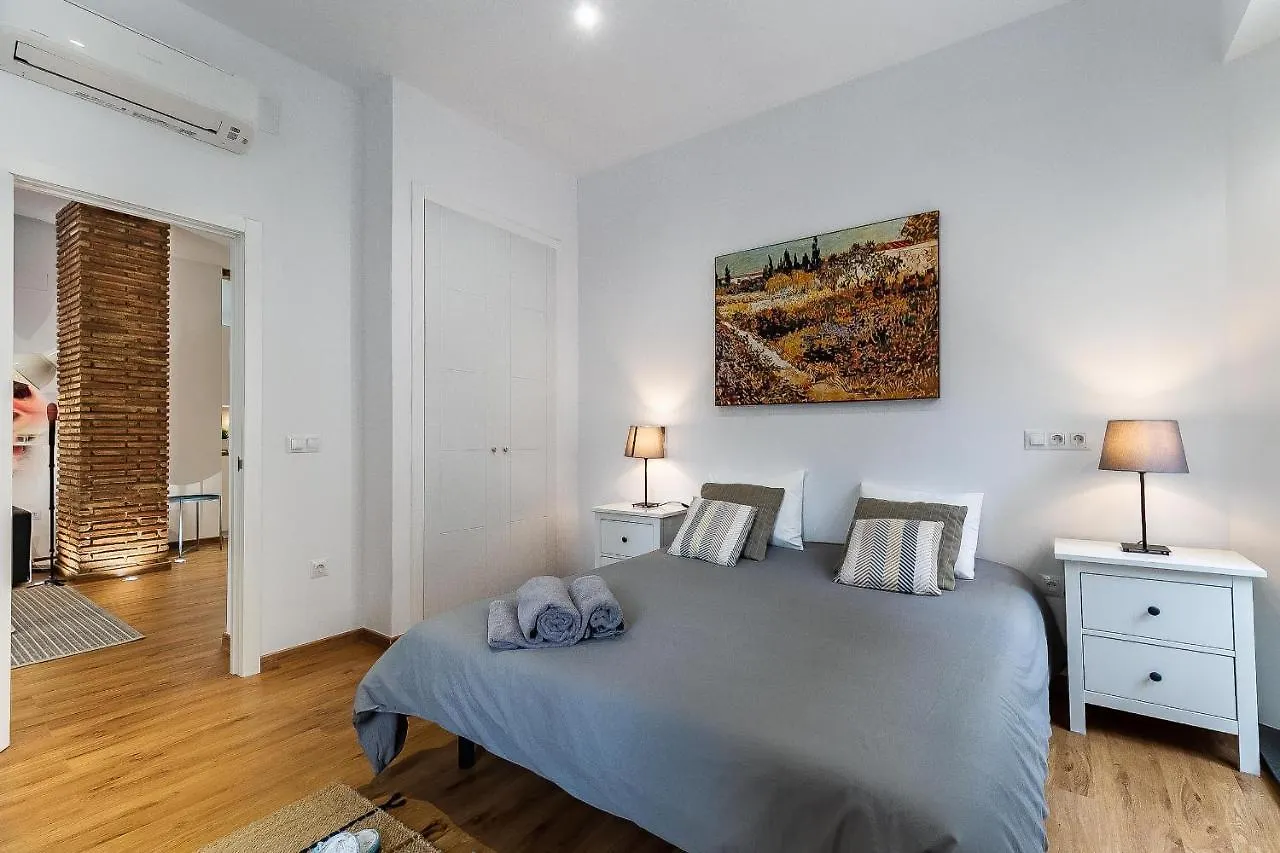 Exclusive Luxury Stay At Plaza Uncibay, Malaga Center