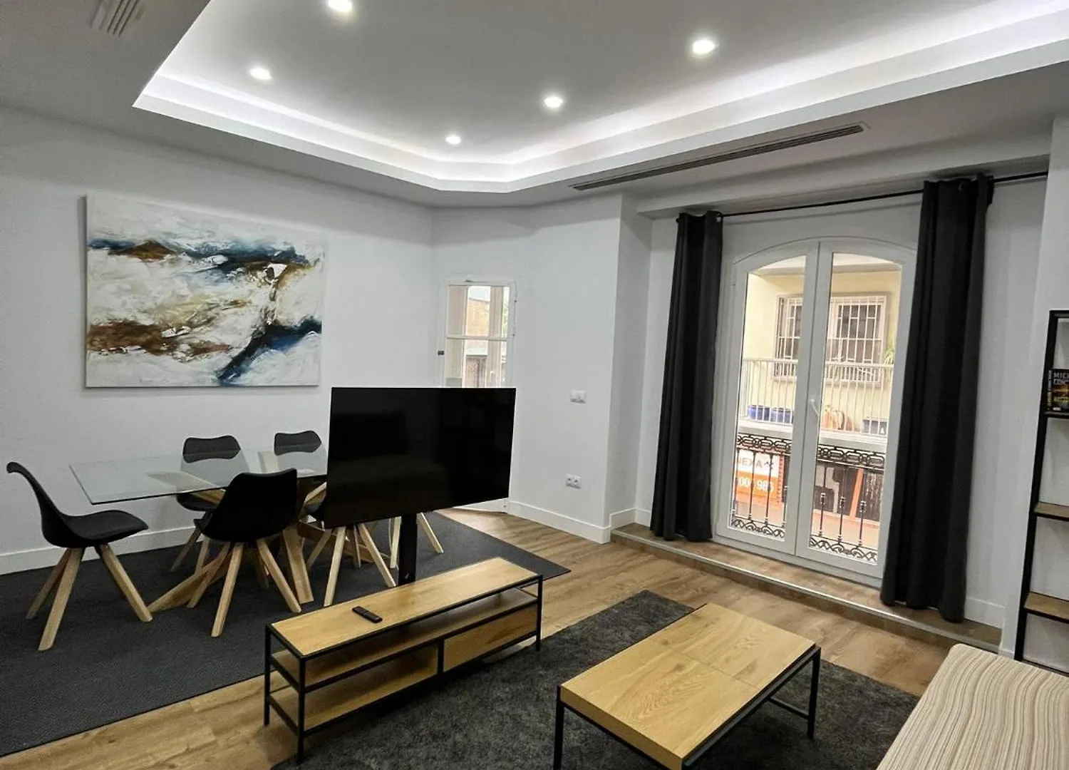 Exclusive Luxury Stay At Plaza Uncibay, Malaga Center 0*,