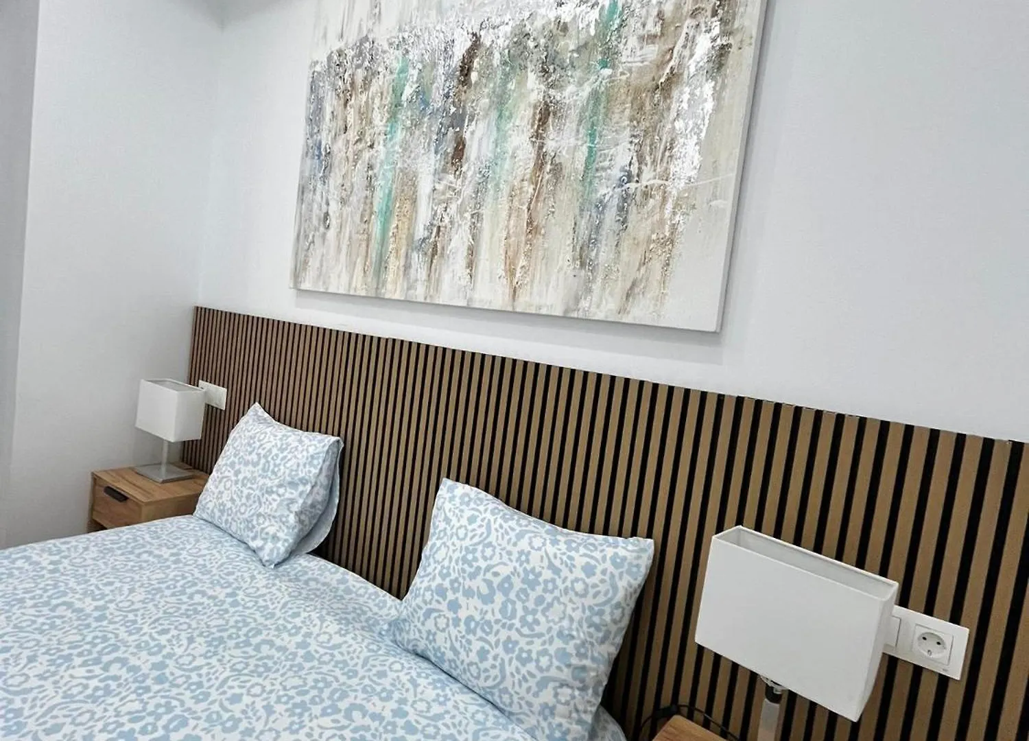Exclusive Luxury Stay At Plaza Uncibay, Malaga Center